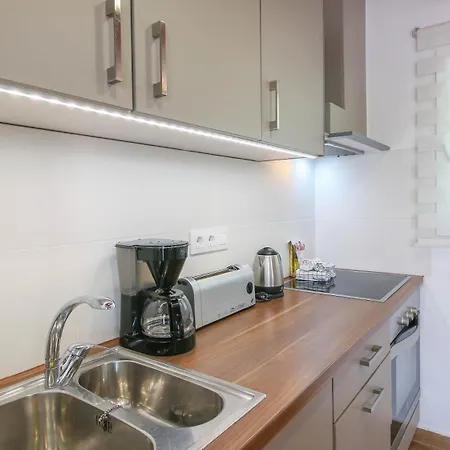 Marquesa Za Villa